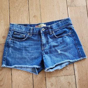 Old Navy Medium Wash Distressed Denim Shorts Size 6